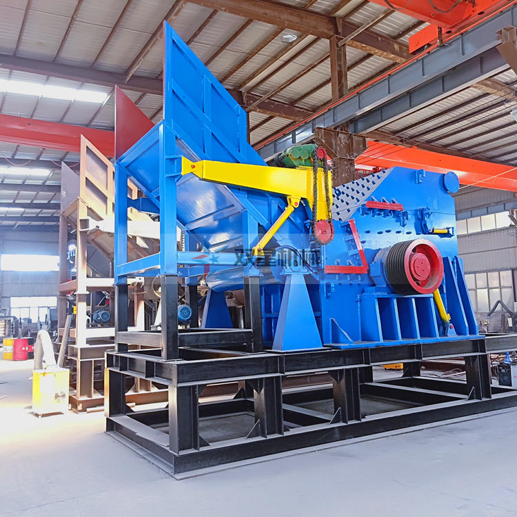 金屬粉碎機(jī)廠家關(guān)于錘頭及整機(jī)結(jié)構(gòu)的優(yōu)化設(shè)計(jì)