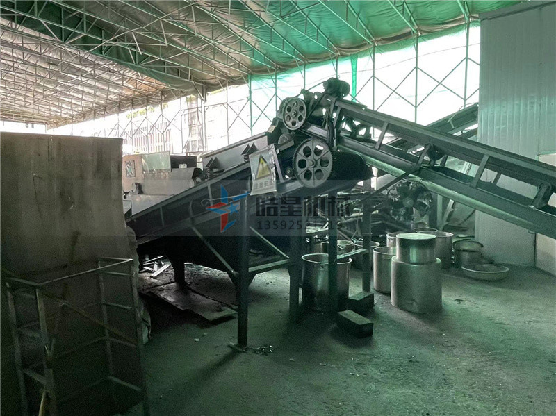 廢鋼破碎機(jī)分選線可實(shí)現(xiàn)銅鋁鐵破碎除雜 廢鋼破碎機(jī)分選線可實(shí)現(xiàn)銅鋁鐵破碎除雜