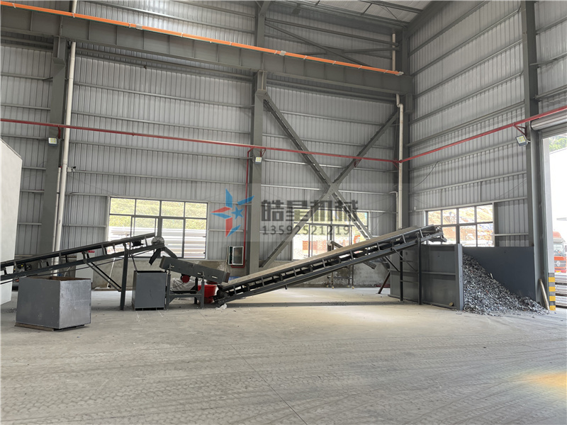 金屬粉碎機(jī)設(shè)備生產(chǎn)能力如何提高 金屬粉碎機(jī)設(shè)備生產(chǎn)能力如何提高