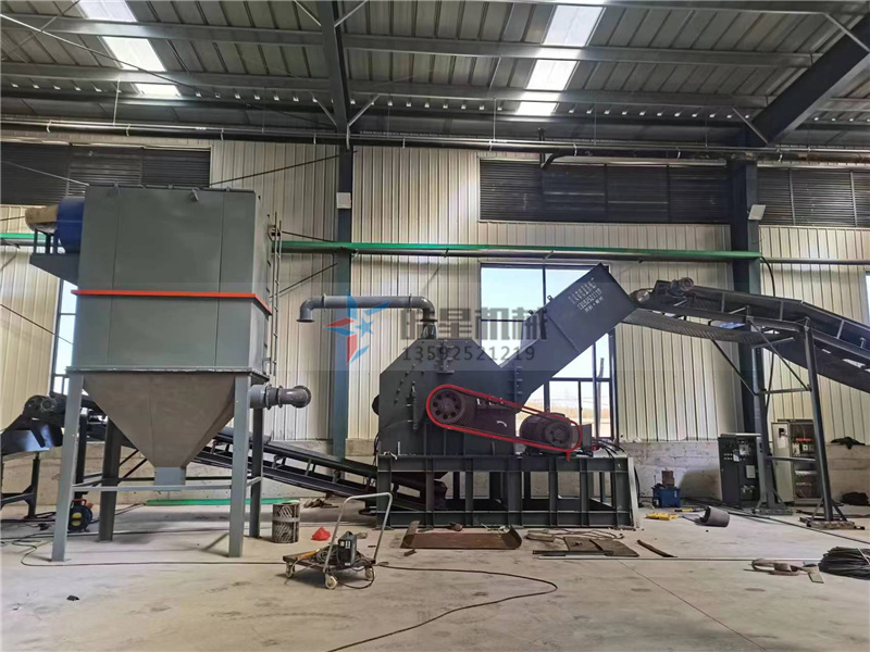 廢鋼粉碎機(jī)在廢鋼料的加工中常用設(shè)備。廢鋼粉碎機(jī)的型號(hào)和動(dòng)力問題通常涉及到設(shè)備選擇和性能需求。下面是一些關(guān)于廢鋼粉碎機(jī)型號(hào)和動(dòng)力的基本信息。