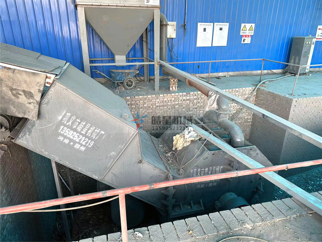 <a href='http://www.jlysxjy.com/' target='_blank'><span>金屬粉碎機(jī)</span></a>